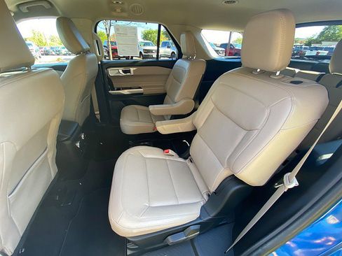 Certified 2021 Ford Explorer Limited w/ Equipment Group 301A image 39