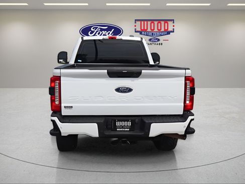 Used 2023 Ford F250 XL w/ STX Appearance Package AWD/4WD image 4