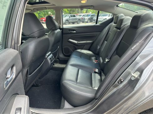 Used 2019 Nissan Altima 2.5 SL FWD image 22