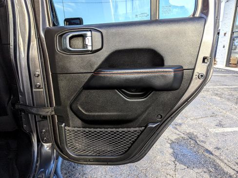 Used 2022 Jeep Gladiator Mojave w/ Cold Weather Group image 35