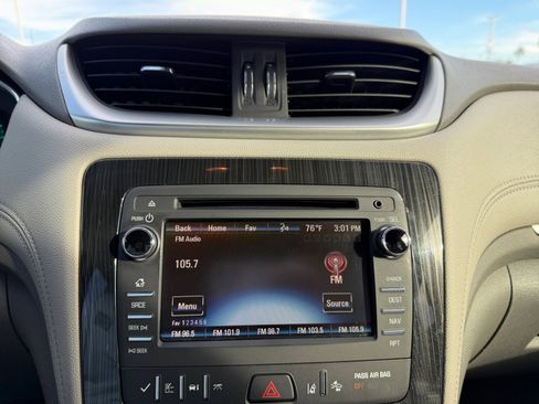 Used 2017 Chevrolet Traverse Premier image 28