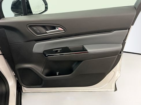 Used 2025 Honda Prologue Touring image 35