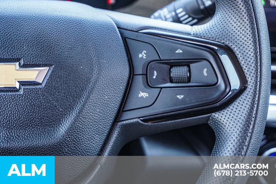 Used 2025 Chevrolet Trax LT FWD image 29