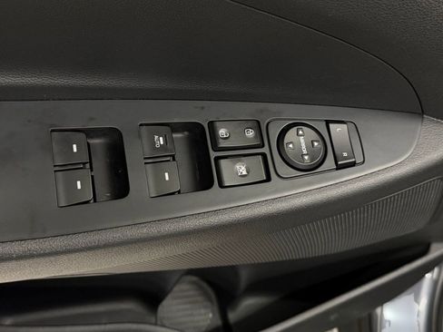 Used 2021 Hyundai Tucson Value AWD/4WD image 18