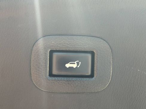 Used 2020 Nissan Armada Platinum w/ Platinum Reserve Package RWD image 35