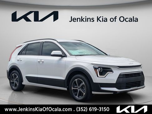 New 2026 Kia Niro LX FWD image 9