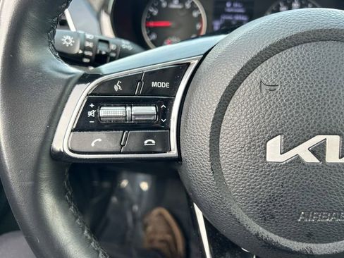 Used 2023 Kia Seltos S w/ Navigation Package image 13