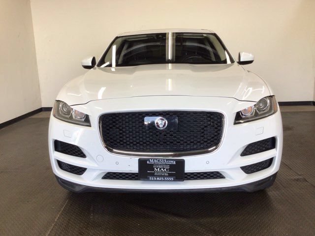 Used 2020 Jaguar F-PACE Prestige AWD/4WD image 2