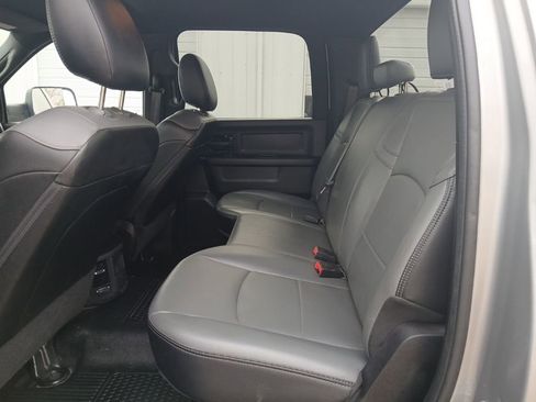 Used 2022 RAM 3500 Tradesman w/ Chrome Appearance Group image 32