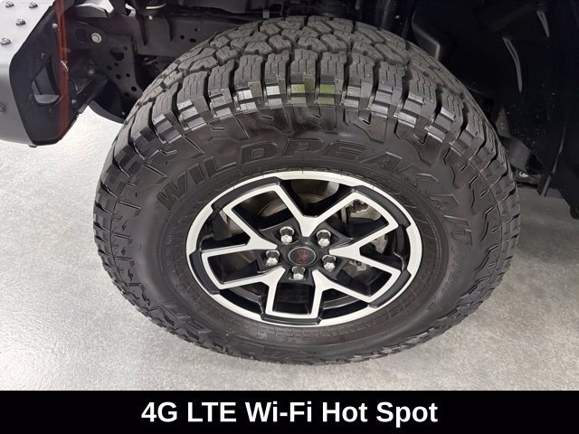 Used 2024 Jeep Gladiator Rubicon AWD/4WD image 29
