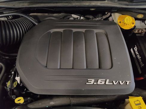 Used 2016 Dodge Grand Caravan SE w/ Quick Order Package 29E SE FWD image 30