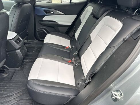 Used 2026 Chevrolet Equinox EV LT FWD image 11