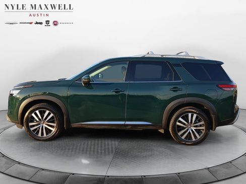 Used 2024 Nissan Pathfinder Platinum w/ Cargo Package FWD image 13
