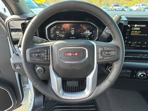 New 2026 GMC Sierra 2500 SLE w/ SLE Value Package; image 18