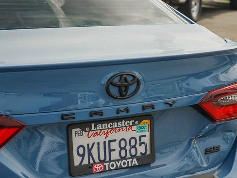 Used 2024 Toyota Camry SE FWD image 6