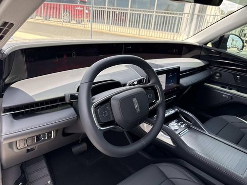 New 2026 Lincoln Nautilus Reserve w/ Jet Appearance Package AWD/4WD image 34
