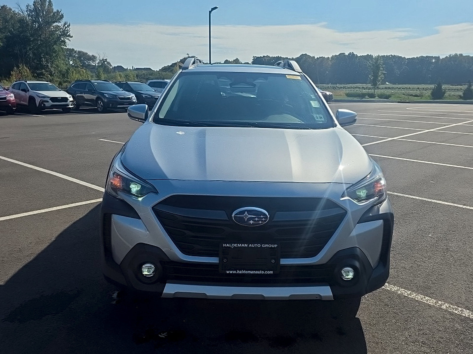 Used 2023 Subaru Outback Touring XT AWD/4WD image 2