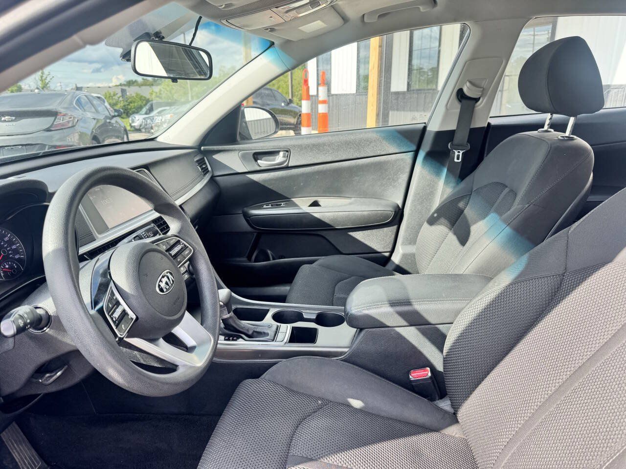 Used 2019 Kia Optima LX FWD image 14