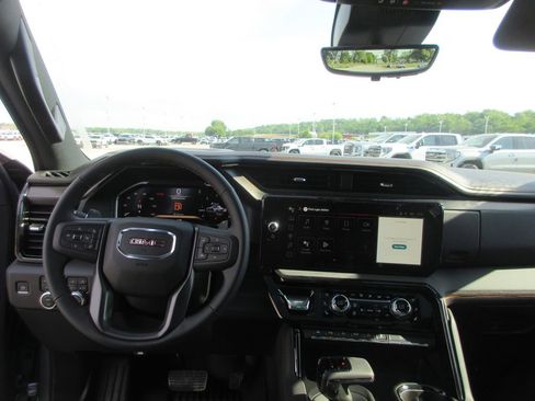 New 2026 GMC Sierra 1500 AT4 w/ AT4 Premium Package AWD/4WD image 19