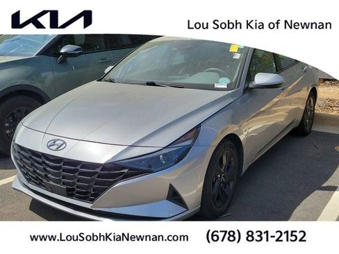 Used 2022 Hyundai Elantra SEL w/ Convenience Package image 1