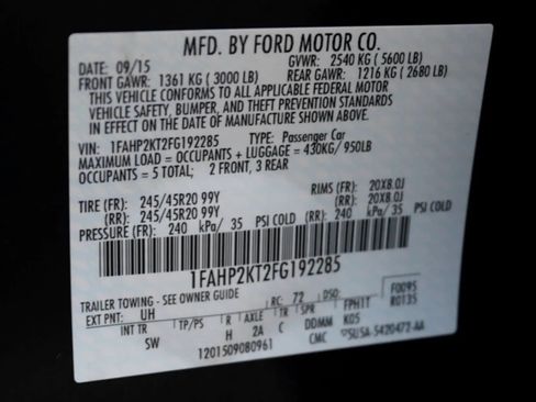 Used 2015 Ford Taurus SHO w/ Equipment Group 401A AWD/4WD image 45