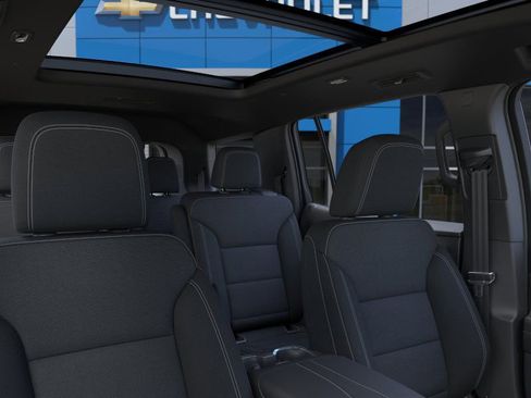 New 2026 Chevrolet Traverse LT w/ Sun and Wheel Package image 32