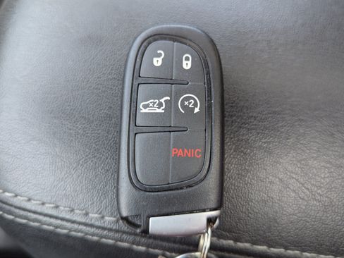 Used 2021 Jeep Cherokee Limited AWD/4WD image 24