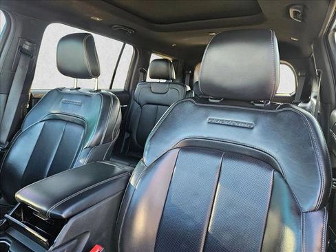 Used 2022 Jeep Grand Cherokee L Overland image 13