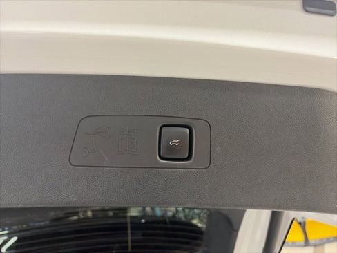 Used 2022 Lincoln Corsair Reserve w/ Equipment Group 201A image 44