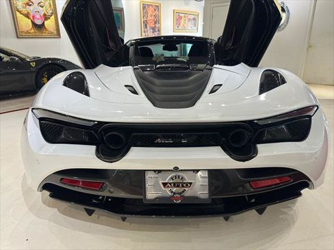 Used 2020 McLaren 720S Luxury RWD image 9