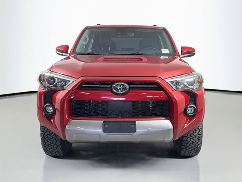 Used 2023 Toyota 4Runner TRD Off-Road Premium AWD/4WD image 2