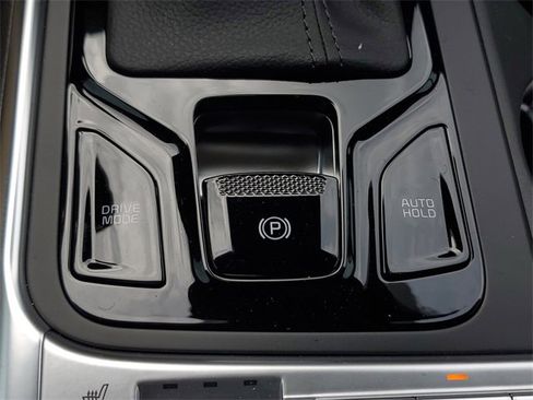 New 2026 Kia Carnival SX w/ SX Dark Edition Package image 30