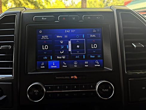 Used 2020 Ford Expedition Max King Ranch RWD image 17