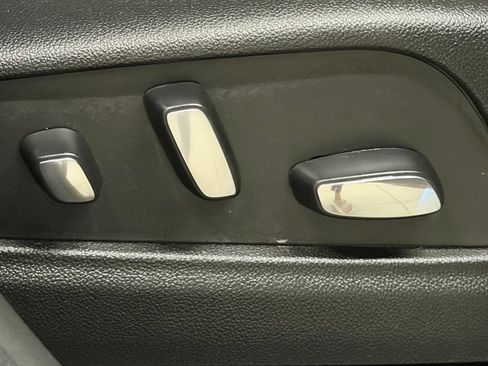 Certified 2024 Cadillac XT6 Sport w/ LPO, Floor Liner Package AWD/4WD image 24