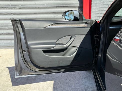 Used 2023 Tesla Model S AWD/4WD image 20