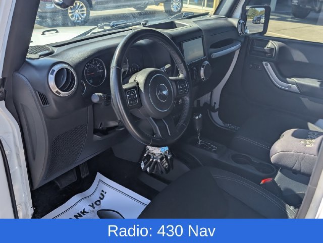 Used 2017 Jeep Wrangler Unlimited Sahara w/ Max Tow Package AWD/4WD image 12