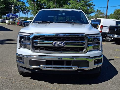 Used 2025 Ford F150 Lariat w/ Equipment Group 501A Mid AWD/4WD image 5