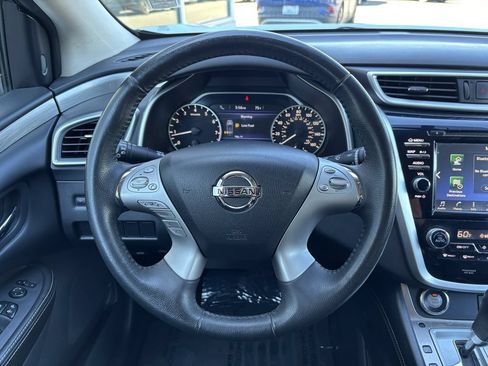 Used 2018 Nissan Murano SV FWD image 14