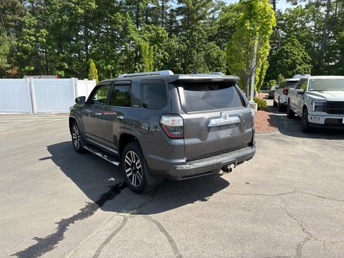 Used 2016 Toyota 4Runner Limited AWD/4WD image 7