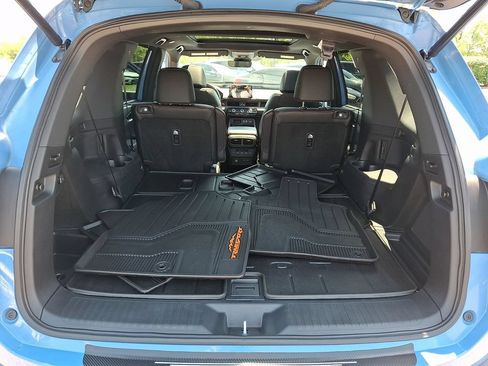 Used 2025 Honda Pilot TrailSport image 28