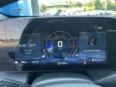 Used 2026 Chevrolet Equinox LT AWD/4WD image 10