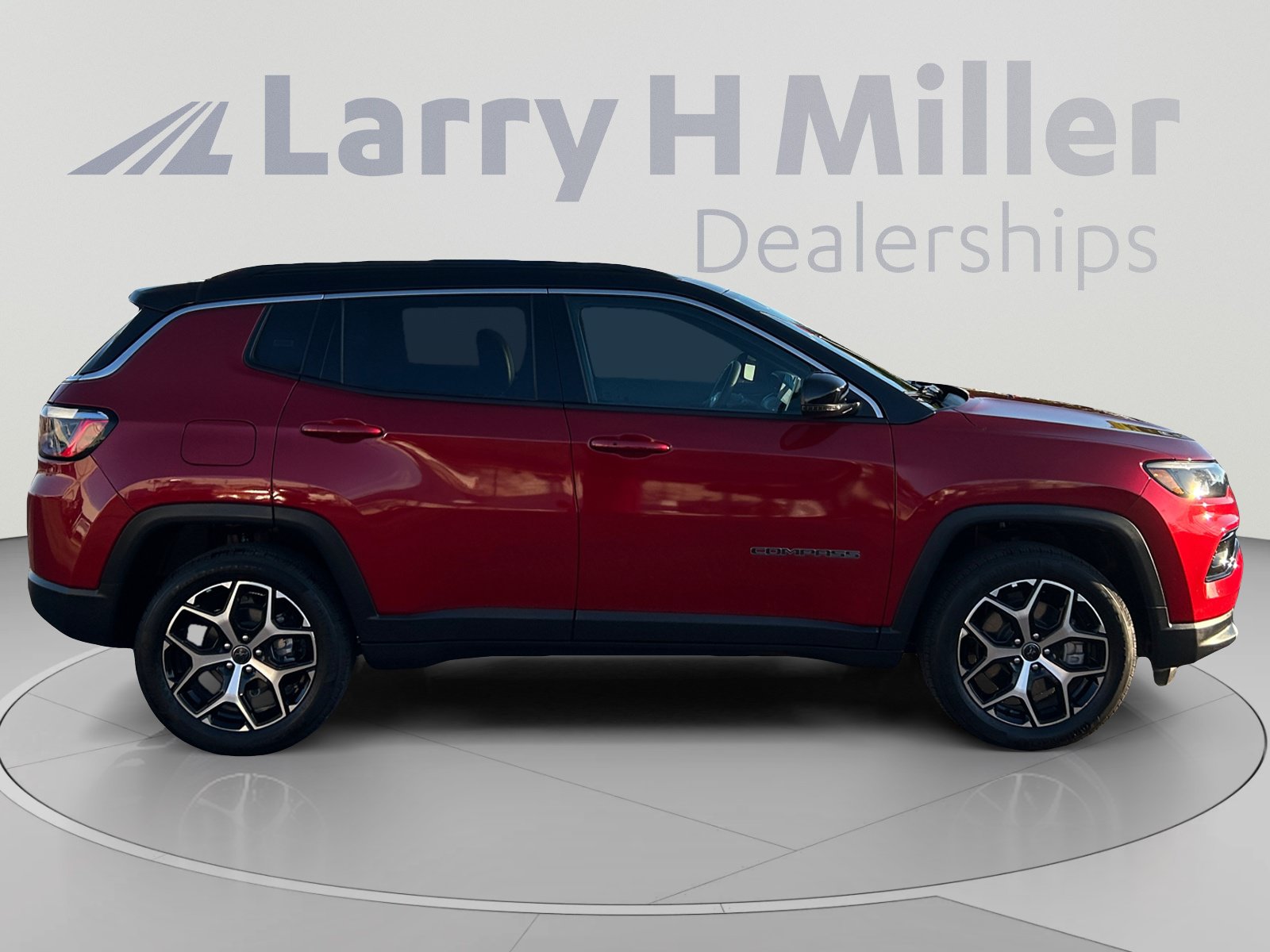 Used 2025 Jeep Compass Limited AWD/4WD image 6
