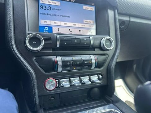 Used 2018 Ford Mustang Coupe w/ Equipment Group 101A RWD image 32