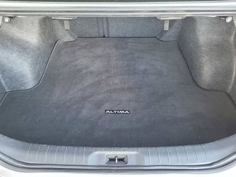 Used 2024 Nissan Altima 2.5 SV image 19