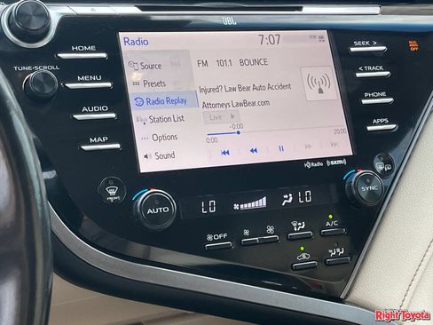 Certified 2020 Toyota Camry XLE w/ Sunroof Package FWD image 28