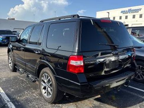 Certified 2017 Ford Expedition XLT w/ Equipment Group 202A AWD/4WD image 4