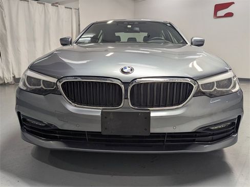 Used 2018 BMW 530i xDrive w/ Premium Package image 26