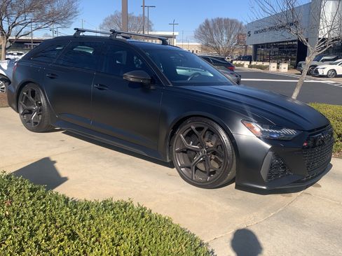 Used 2024 Audi RS 6 performance image 2