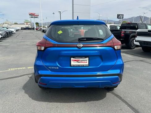 Used 2025 Nissan Kicks Play S FWD image 9