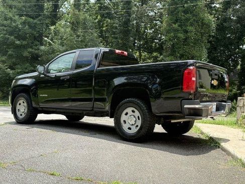 Used 2017 Chevrolet Colorado W/T RWD image 25